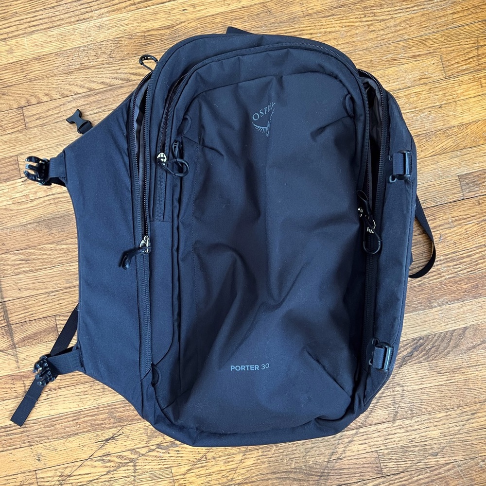 Osprey Porter 30 travel backpack EUC